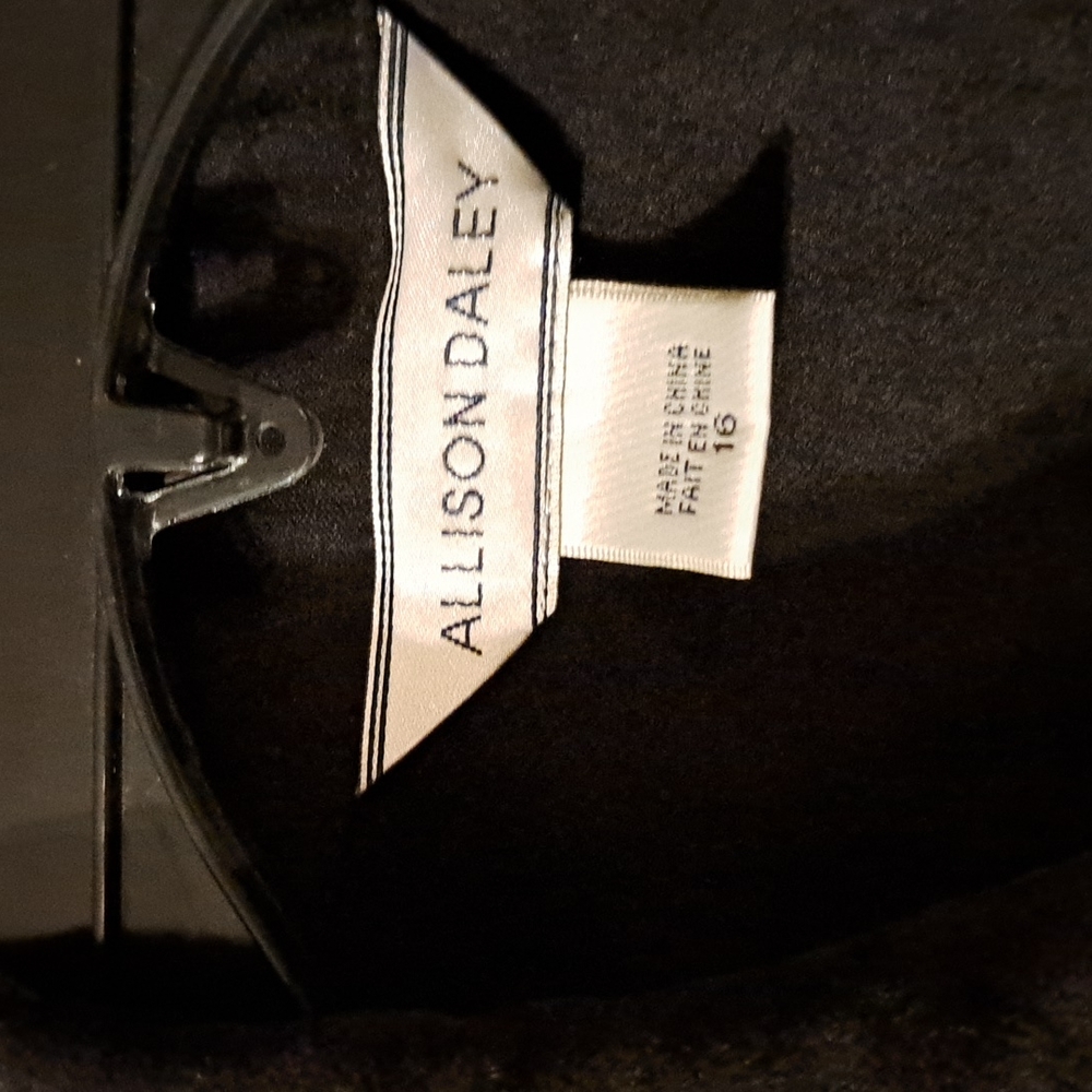 Allison Daley jacket - Picture 3 of 4